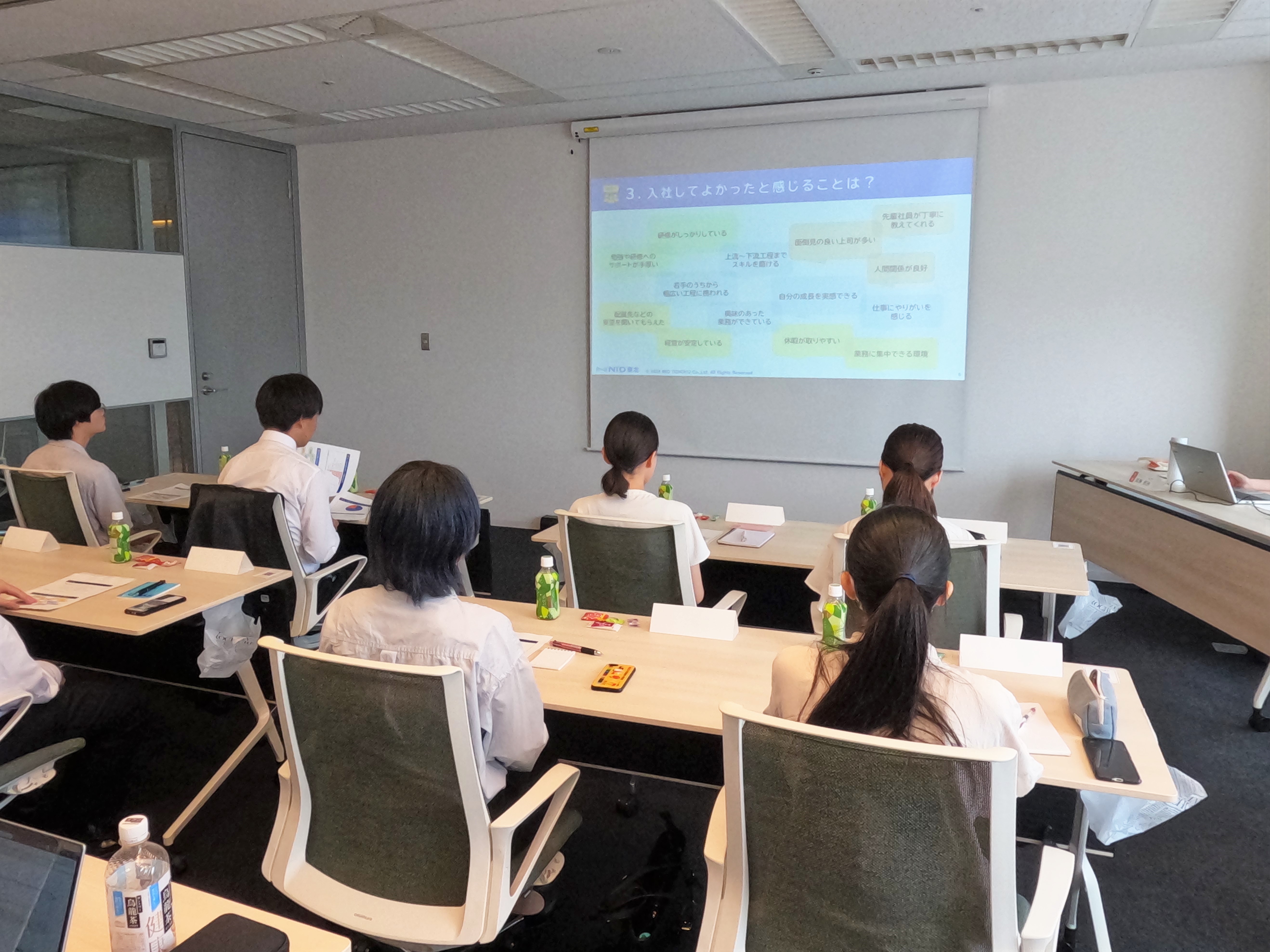 26卒生向け夏季オープン・カンパニーの様子①