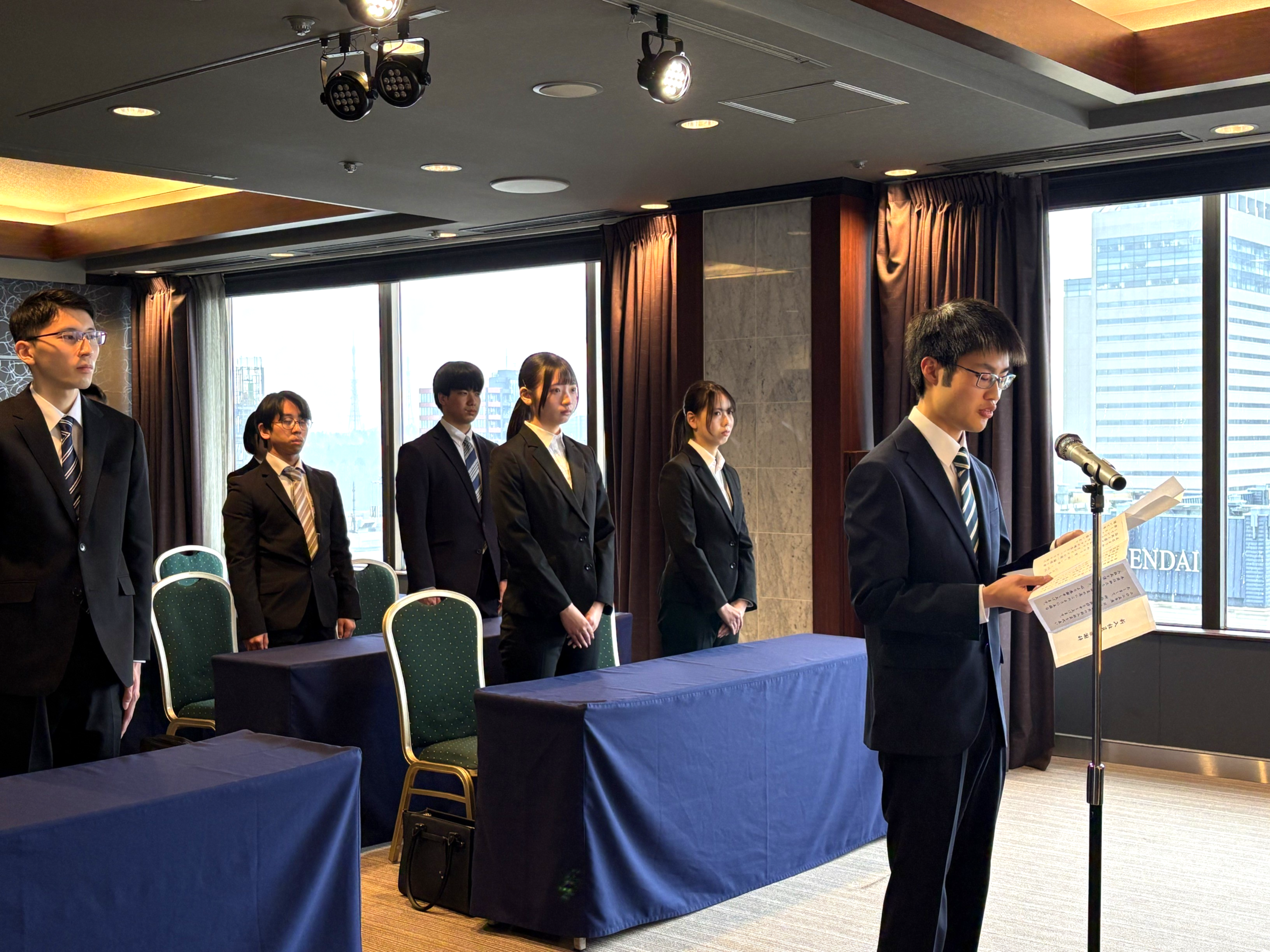 入社式の様子①